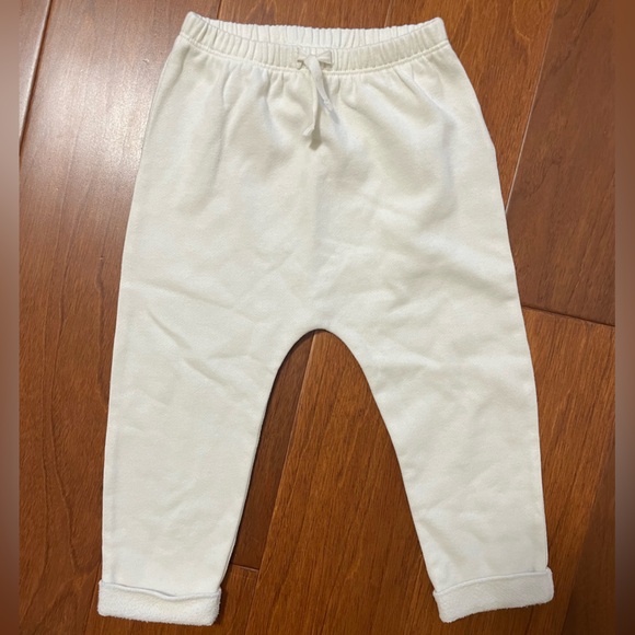 Baby Gap Set Off-White Long Sleeve Cardigan Sweater and Sweatpants 18-24 Months - Picture 12 of 14